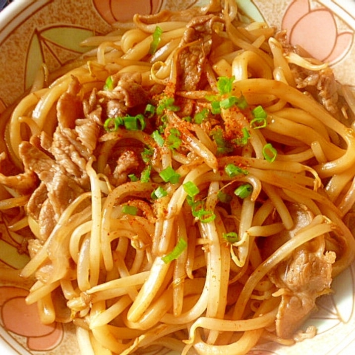 簡単♪おつまみ♪豚肉ともやしの焼きうどん